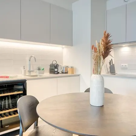 Apartment Peaceful Getaway In Ostend