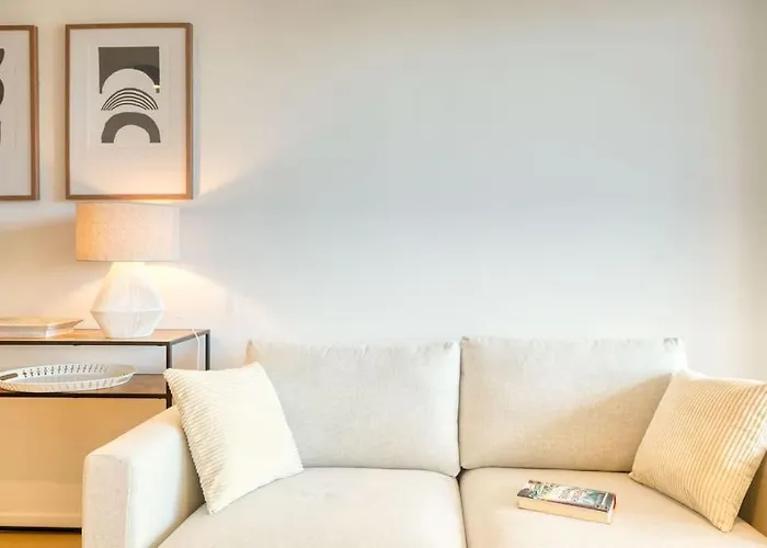 Peaceful Getaway In Apartment Ostend