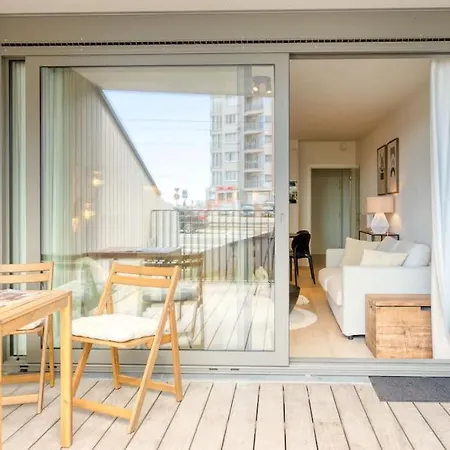 Peaceful Getaway In Apartament Ostenda
